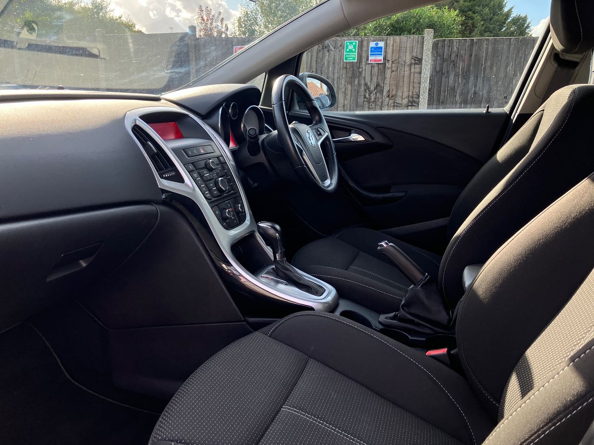 Used Vauxhall Astra 2014 for sale - 76090478: Photo 40