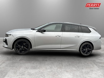 Used Vauxhall Astra 2023 for sale - 77629600: Photo