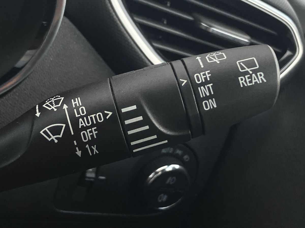 Used Vauxhall Crossland 2022 for sale - 75970633: Photo 25