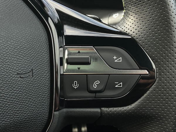 Used Peugeot 308 2022 for sale - 76158200: Photo 40
