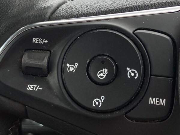 Used Vauxhall Crossland 2022 for sale - 75785377: Photo 17