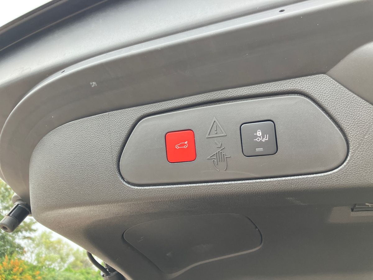 Used Vauxhall Grandland 2023 for sale - 76957917: Photo 34