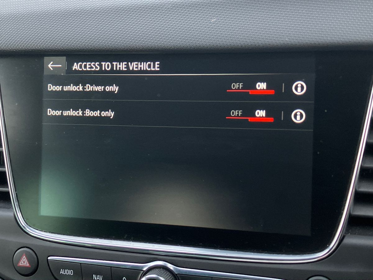 Used Vauxhall Crossland 2022 for sale - 76845553: Photo 40