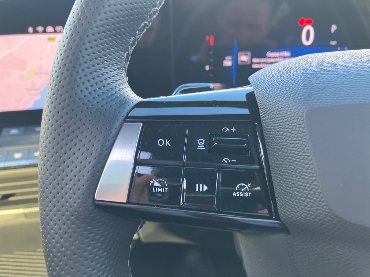 Used Vauxhall Astra 2023 for sale - 76391986: Photo 16