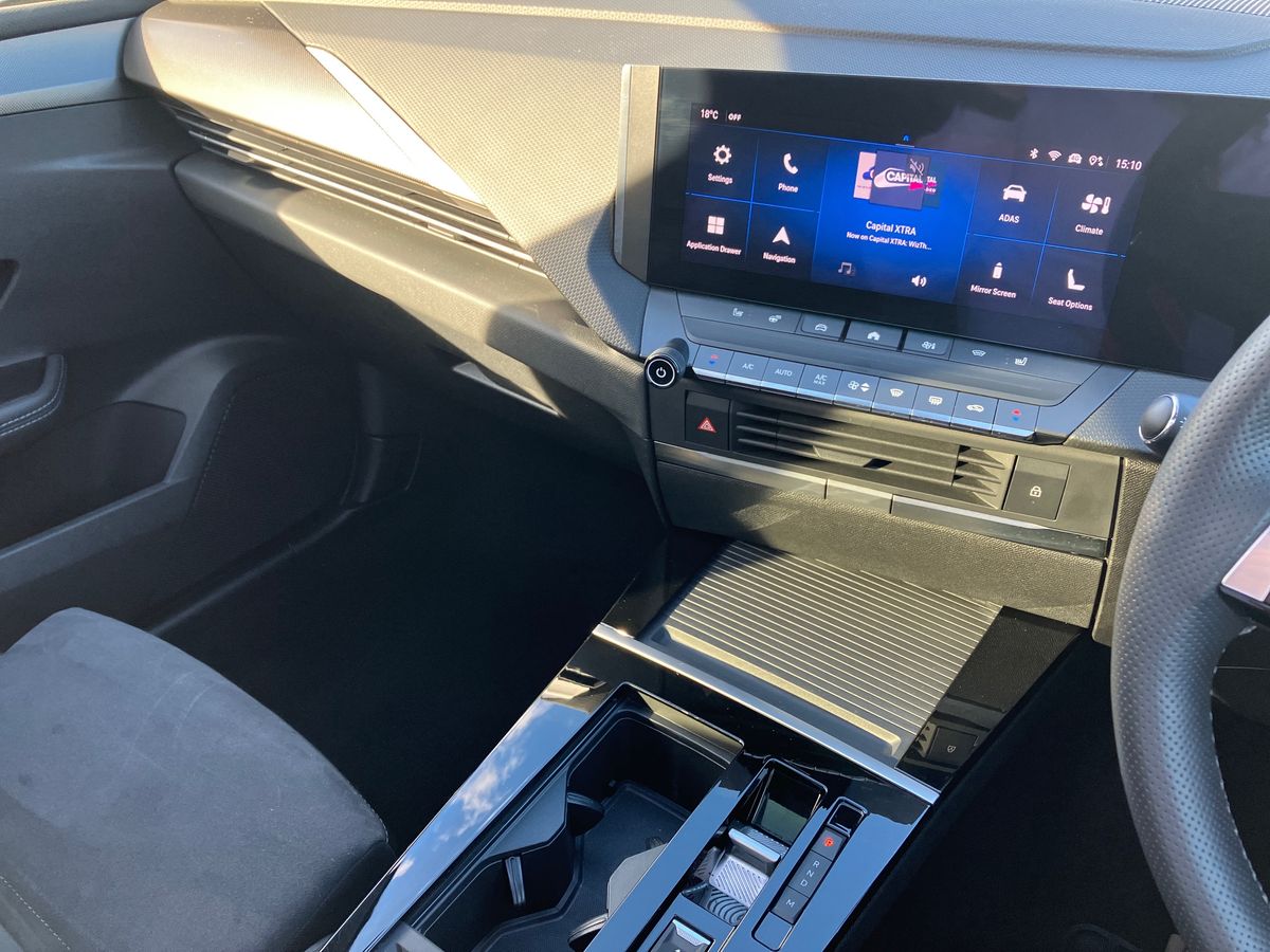 Used Vauxhall Astra 2023 for sale - 76391986: Photo 17