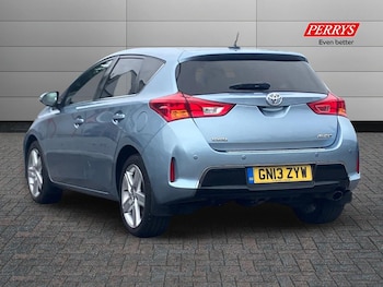 Used Toyota Auris 2013 for sale - 75711252: Photo