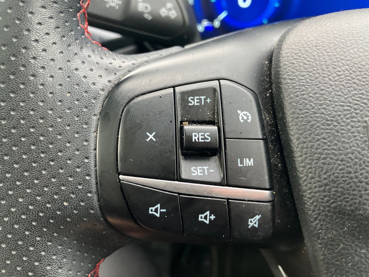 Used Ford Kuga 2022 for sale - 76625941: Photo 17