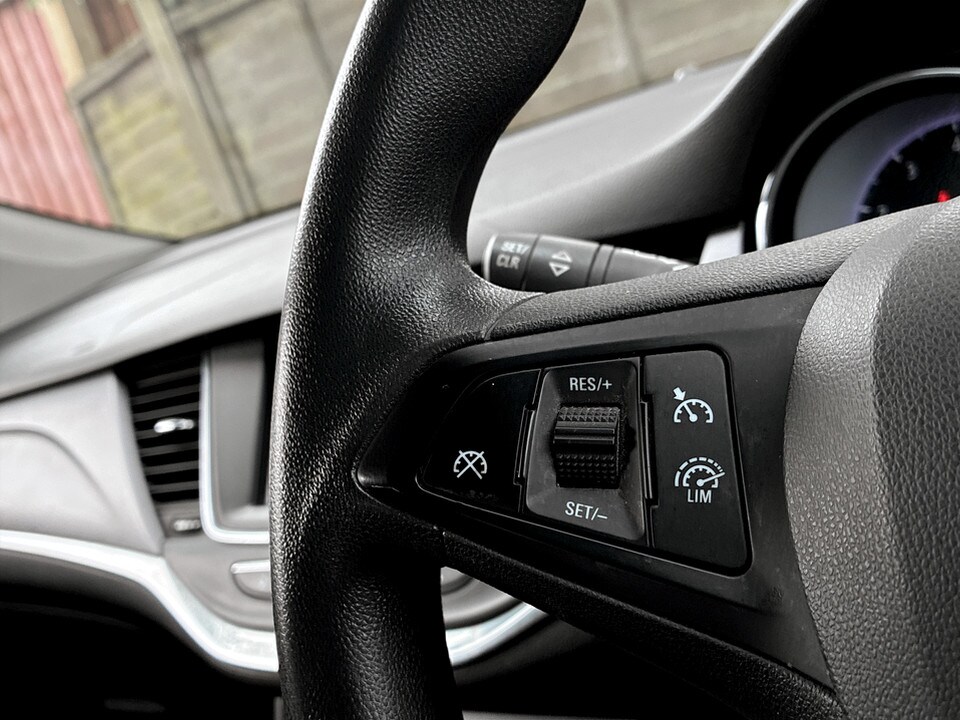 Used Vauxhall Astra 2016 for sale - 78177738: Photo 33