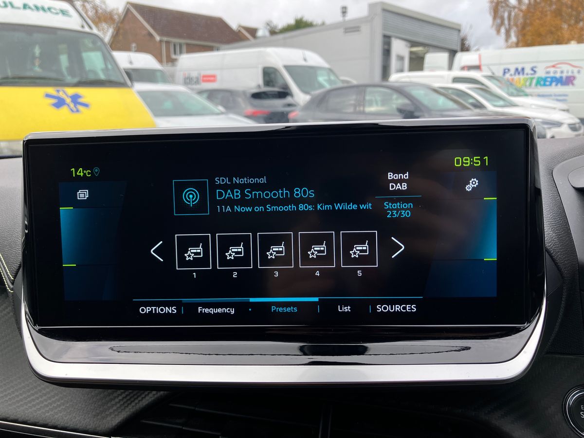 Used Peugeot 2008 2022 for sale - 76392046: Photo 10