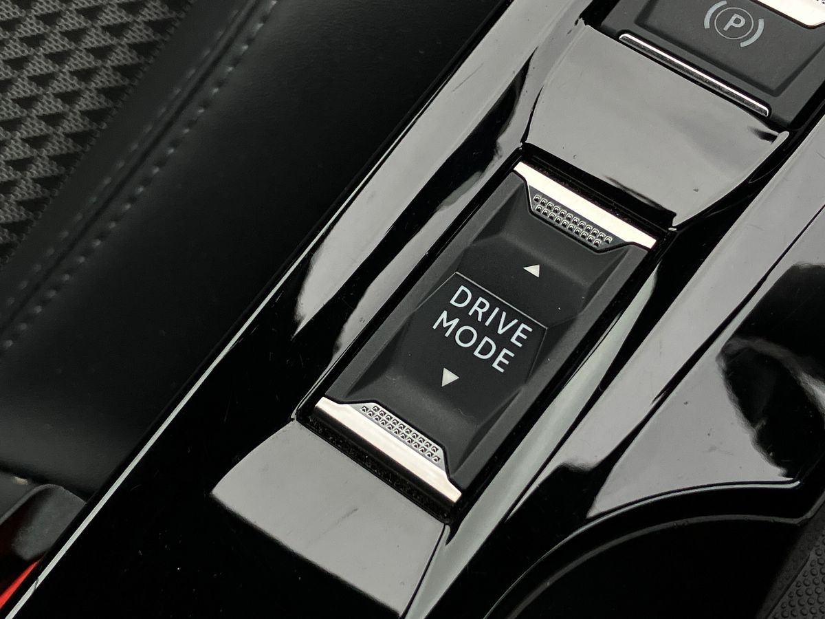 Used Peugeot 2008 2022 for sale - 76392046: Photo 22