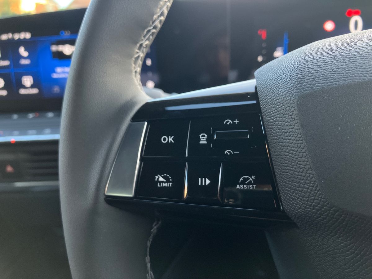 Used Vauxhall Astra 2025 for sale - 76792546: Photo 25