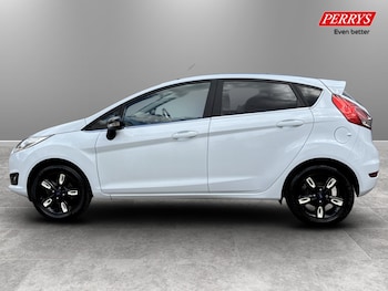 Used Ford Fiesta 2016 for sale - 79399136: Photo
