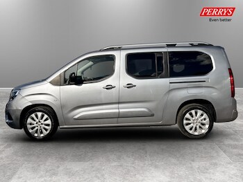 Used Vauxhall Combo Life 2021 for sale - 77872696: Photo