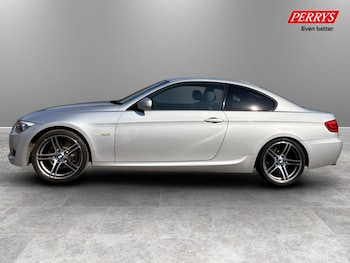 Used BMW 3 Series 2011 for sale - 77775763: Photo