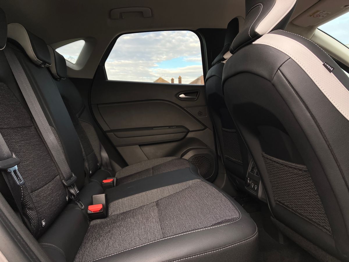 Used Renault Captur 2020 for sale - 76310979: Photo 32