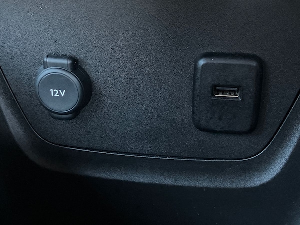 Used Vauxhall Crossland X 2017 for sale - 76128259: Photo 31