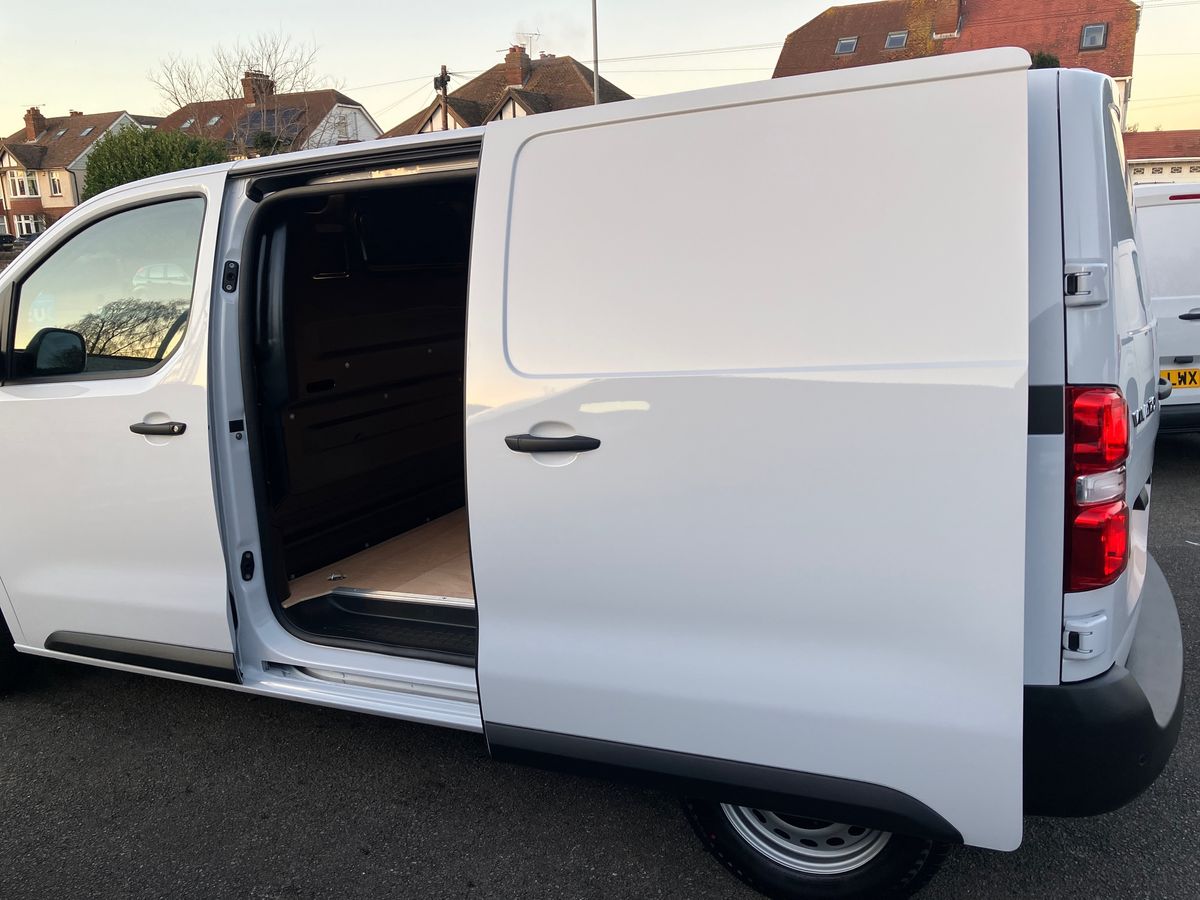 Used Vauxhall Vivaro 2026 for sale - 77113570: Photo 24