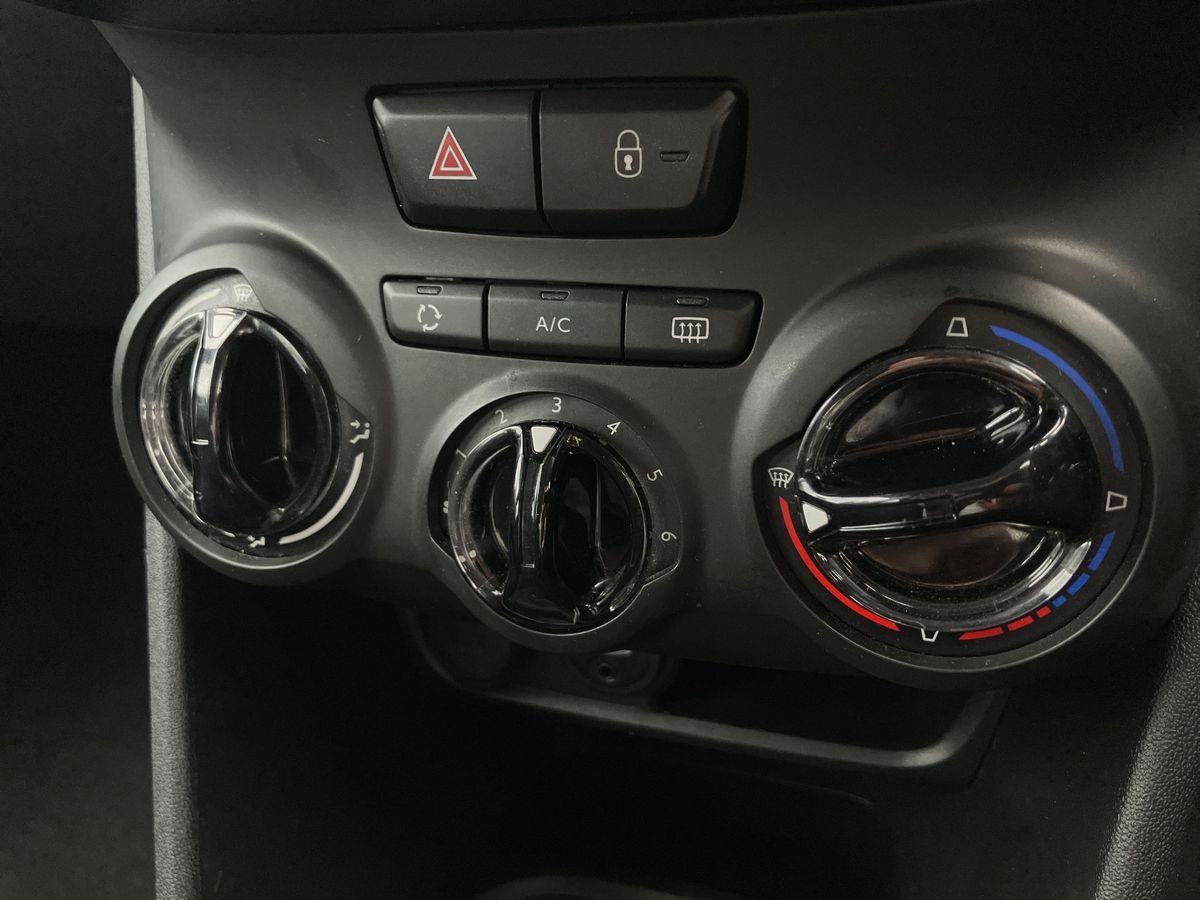 Used Peugeot 208 2016 for sale - 76706838: Photo 12