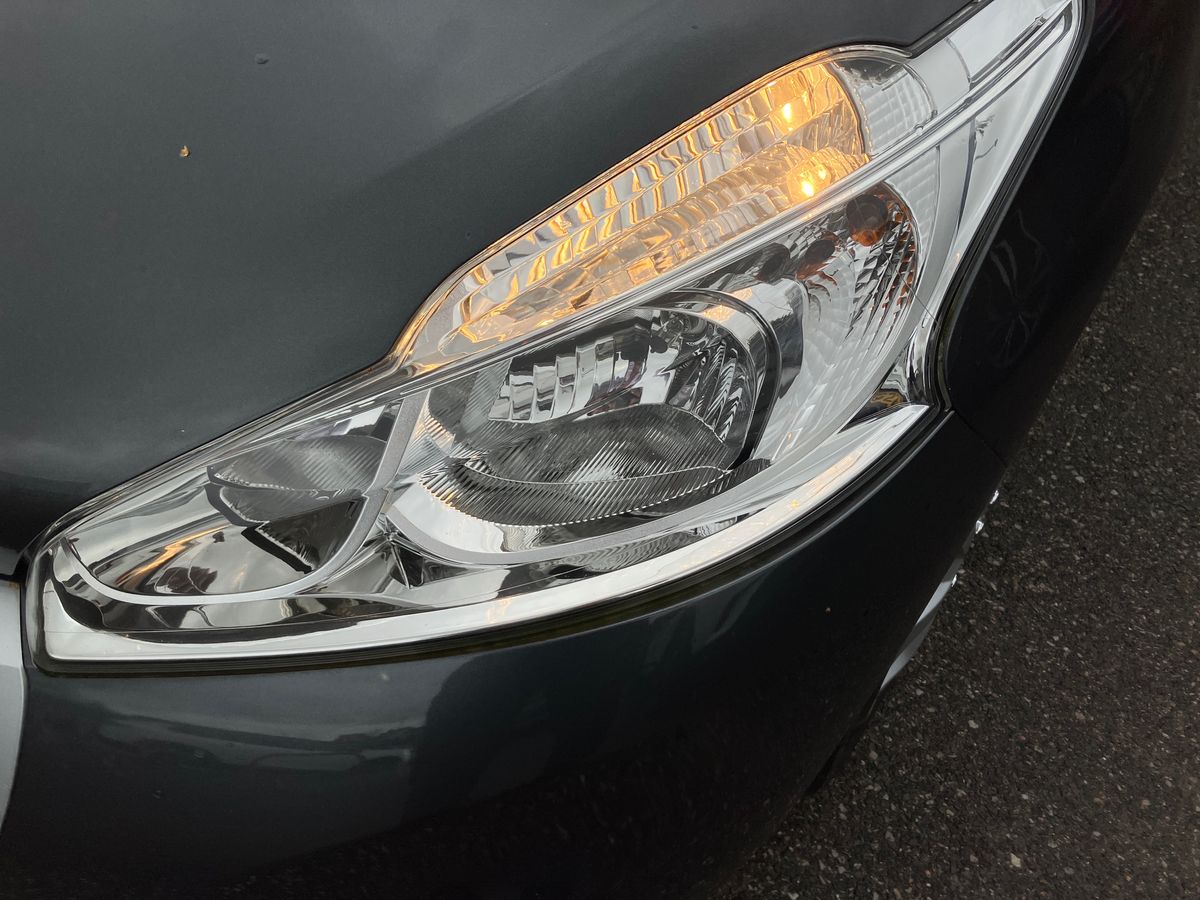 Used Peugeot 208 2016 for sale - 76706838: Photo 13