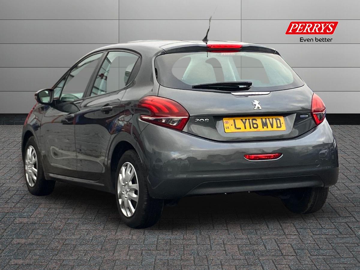 Used Peugeot 208 2016 for sale - 76706838: Photo 2
