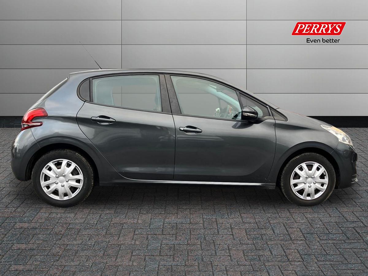 Used Peugeot 208 2016 for sale - 76706838: Photo 3