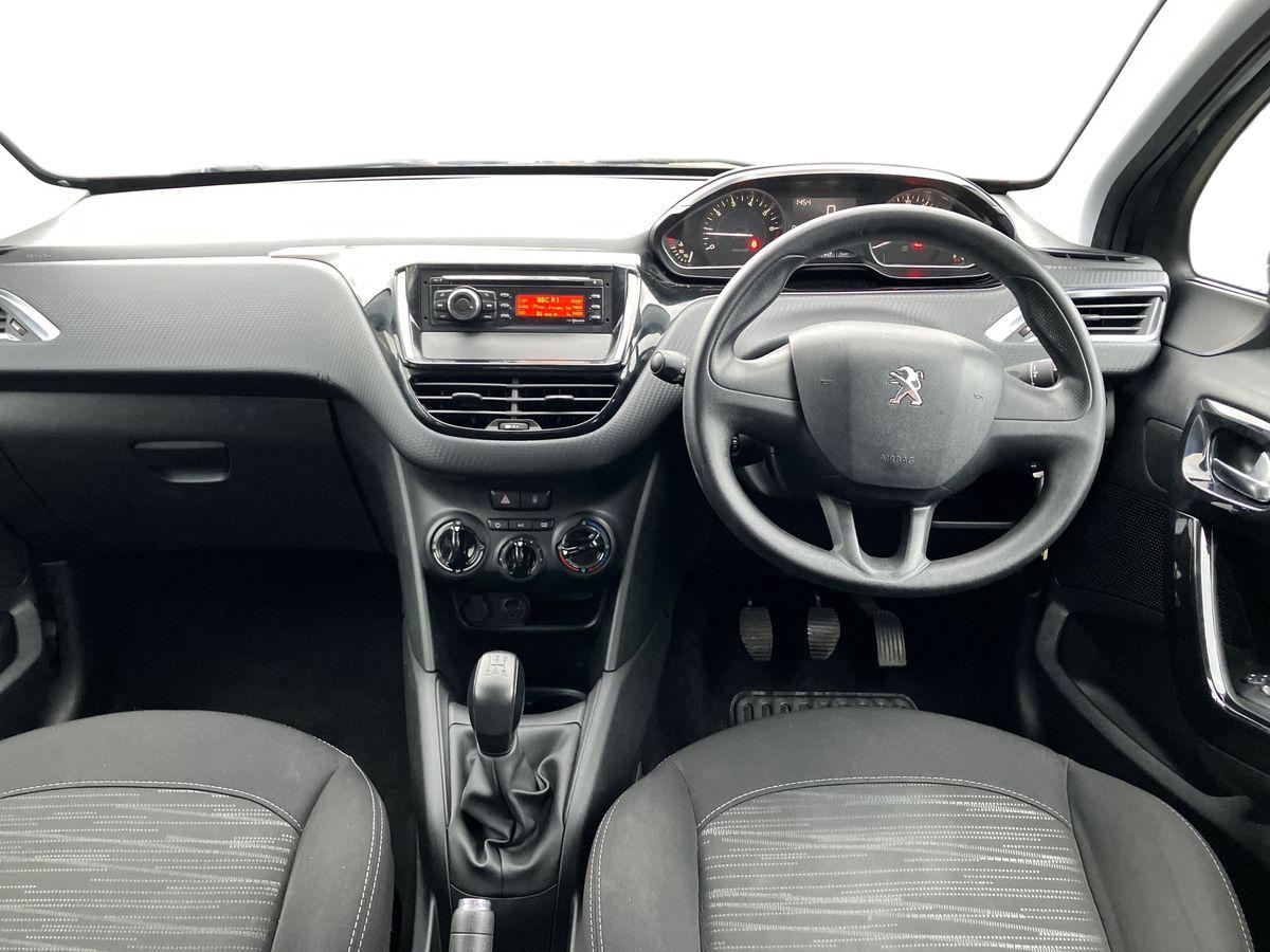 Used Peugeot 208 2016 for sale - 76706838: Photo 9