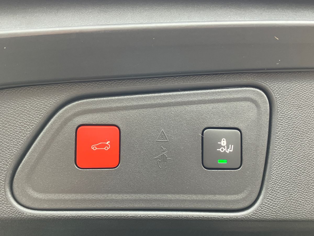 Used Peugeot 3008 2022 for sale - 76330752: Photo 36