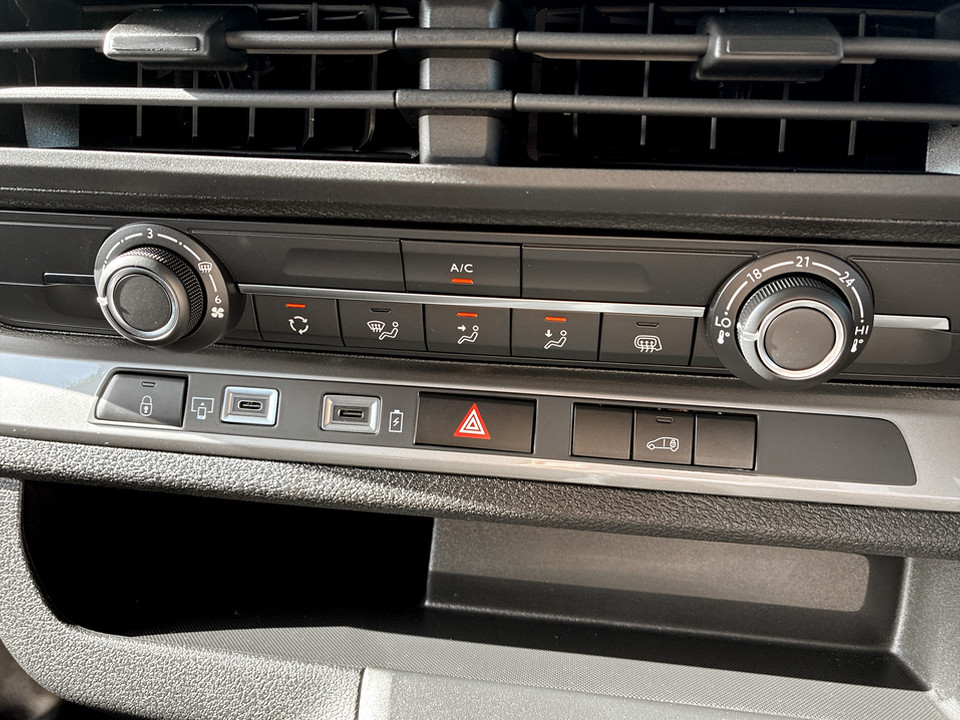 Used Vauxhall Vivaro 2025 for sale - 76807833: Photo 29