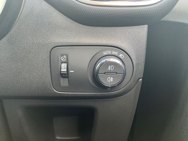 Used Vauxhall Crossland 2023 for sale - 75673149: Photo 23