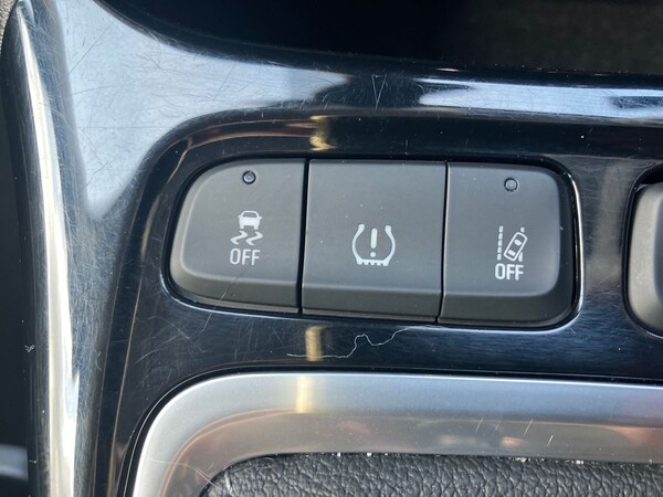 Used Vauxhall Crossland 2023 for sale - 75673149: Photo 27