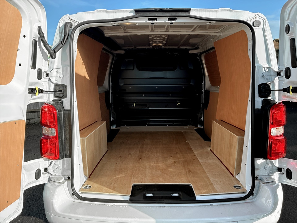 Used Peugeot Expert 2025 for sale - 77460675: Photo 14