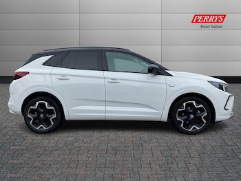 Used Vauxhall Grandland 2023 for sale - 76243739: Photo 4