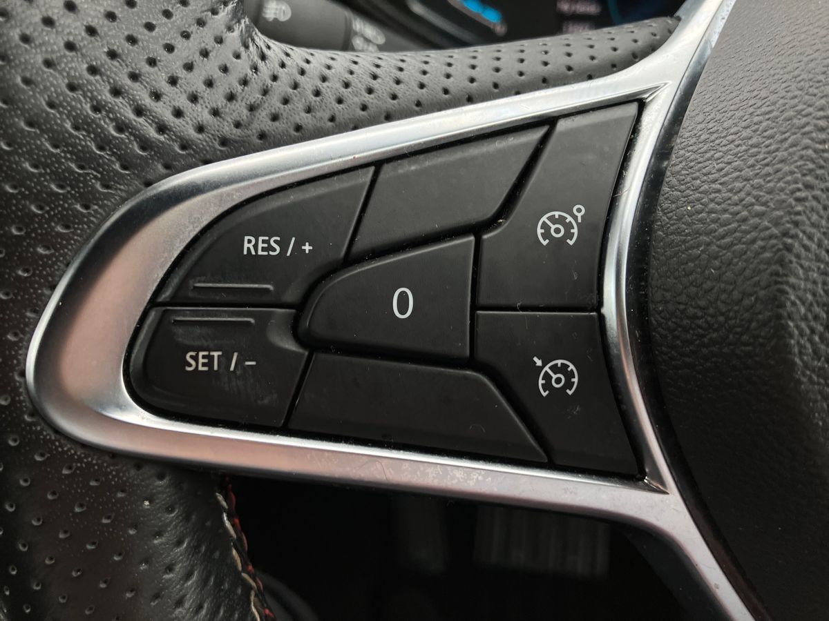 Used Renault Clio 2022 for sale - 76330774: Photo 16