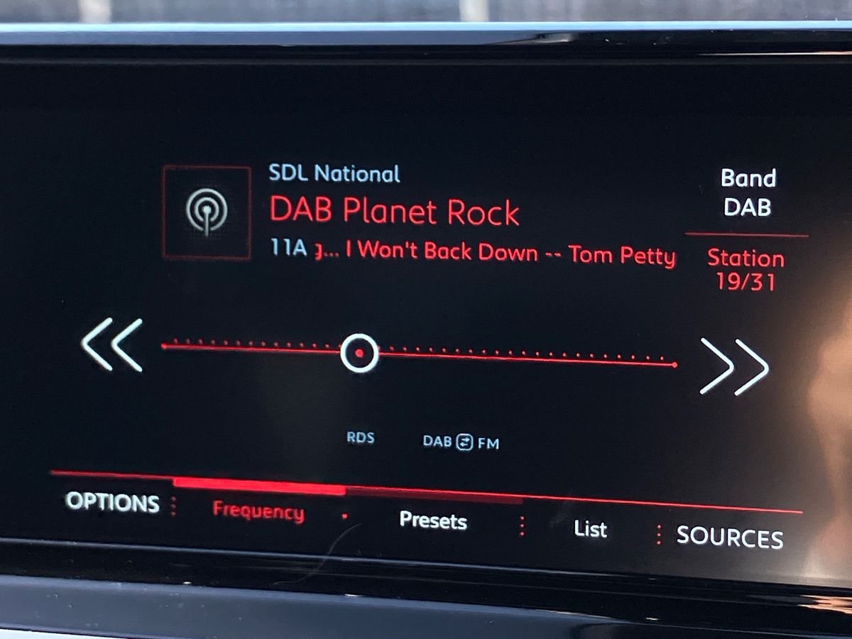 Used Peugeot 2008 2022 for sale - 76351859: Photo 10