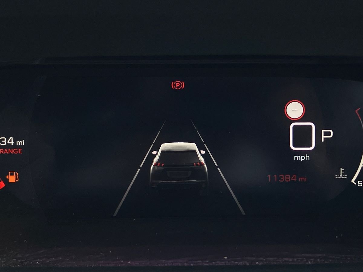 Used Peugeot 2008 2022 for sale - 76351859: Photo 25