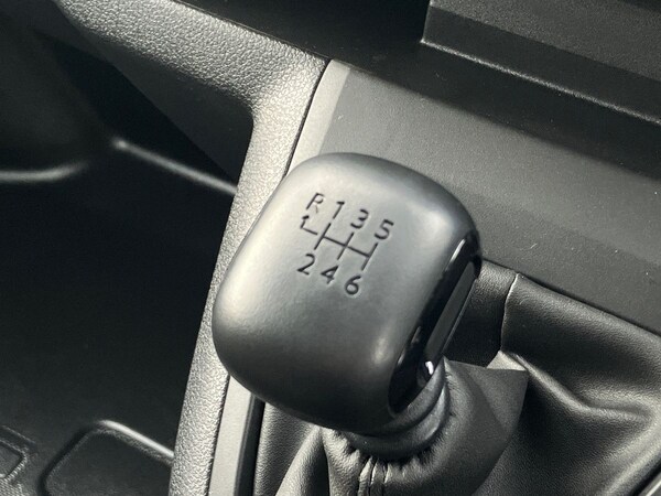 Used Vauxhall Vivaro 2024 for sale - 75342226: Photo 32