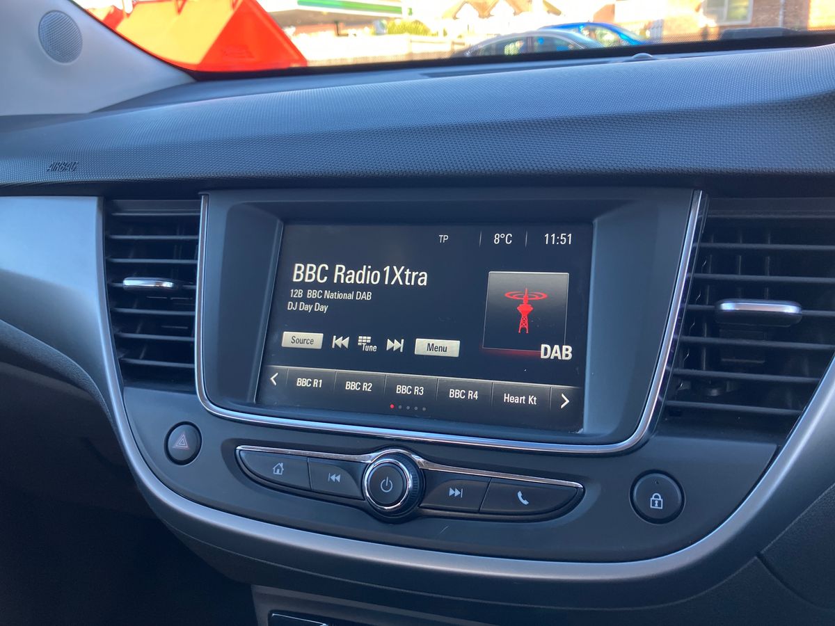 Used Vauxhall Crossland X 2017 for sale - 76669304: Photo 10