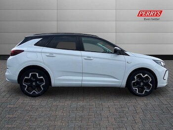 Used Vauxhall Grandland 2023 for sale - 76272454: Photo 4