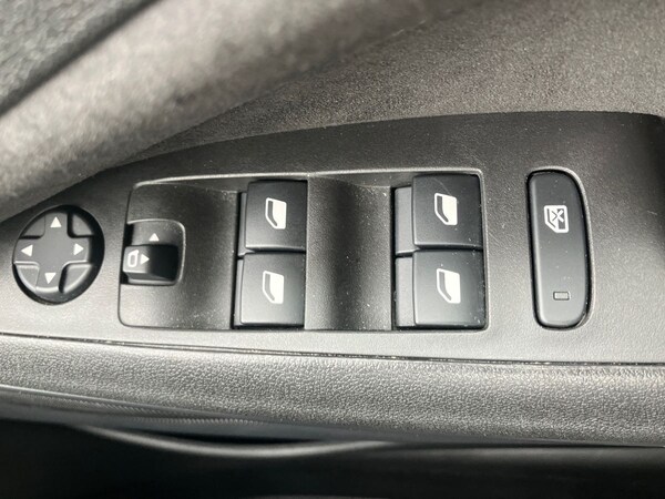Used Vauxhall Crossland 2022 for sale - 76243733: Photo 19