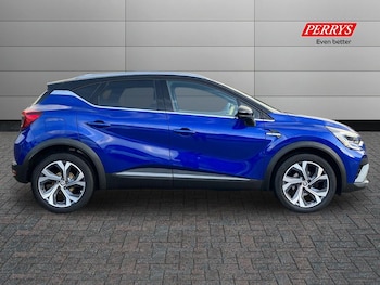 Used Renault Captur 2022 for sale - 76807842: Photo