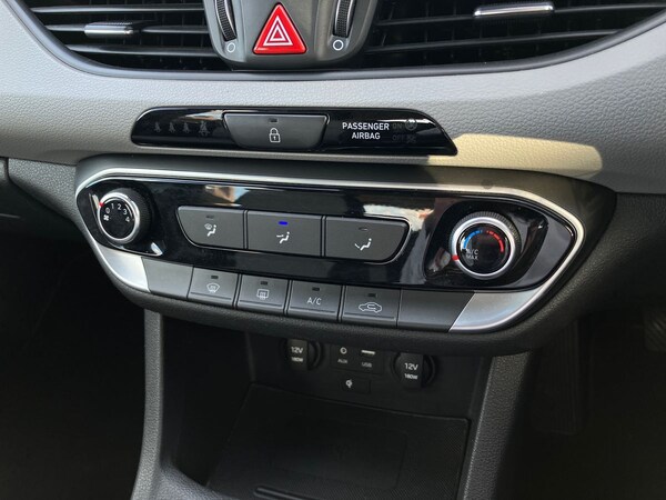 Used Hyundai i30 2017 for sale - 75626252: Photo 13