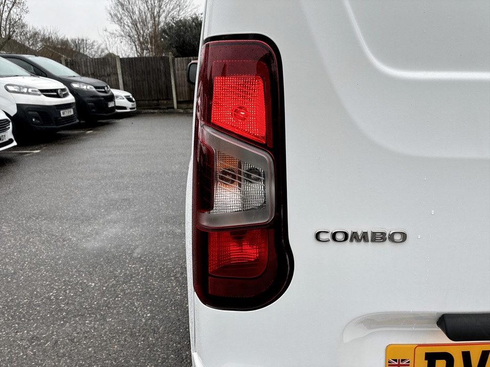 Used Vauxhall Combo 2020 for sale - 77033857: Photo 11