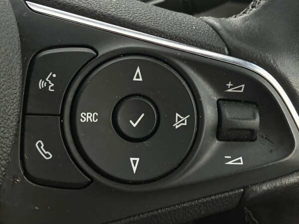 Used Vauxhall Crossland 2023 for sale - 76243730: Photo 31