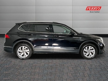 Used Volkswagen Tiguan Allspace 2022 for sale - 75850213: Photo