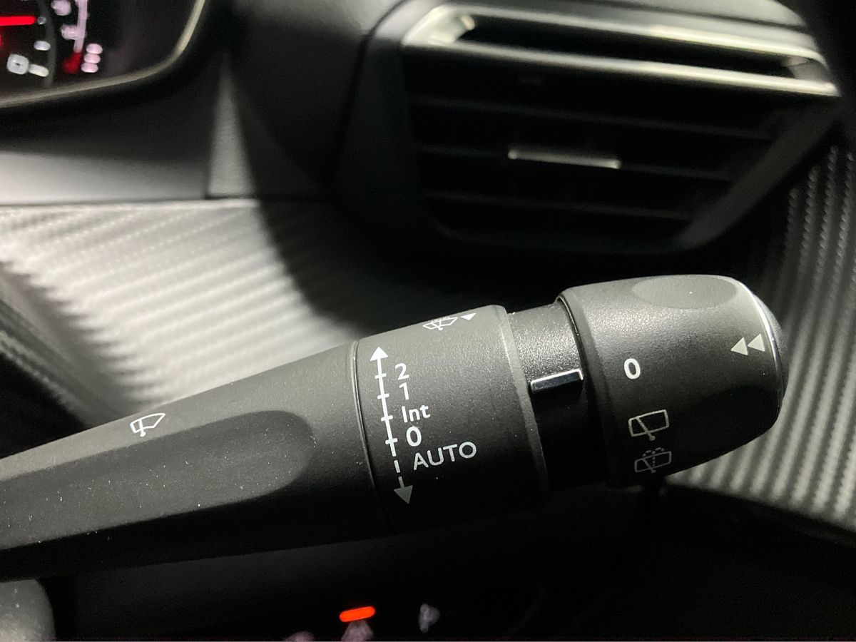 Used Peugeot 208 2020 for sale - 77113747: Photo 31