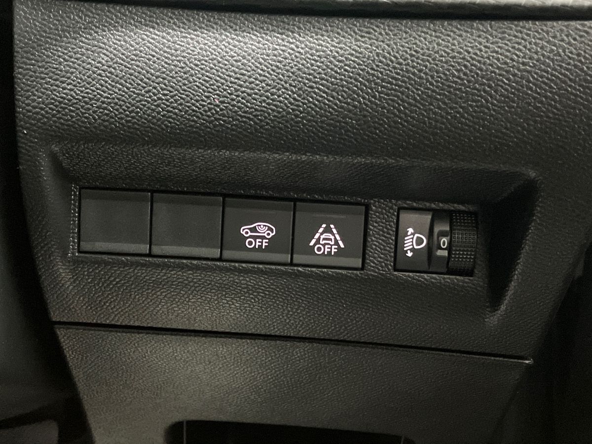 Used Peugeot 208 2020 for sale - 77113747: Photo 34