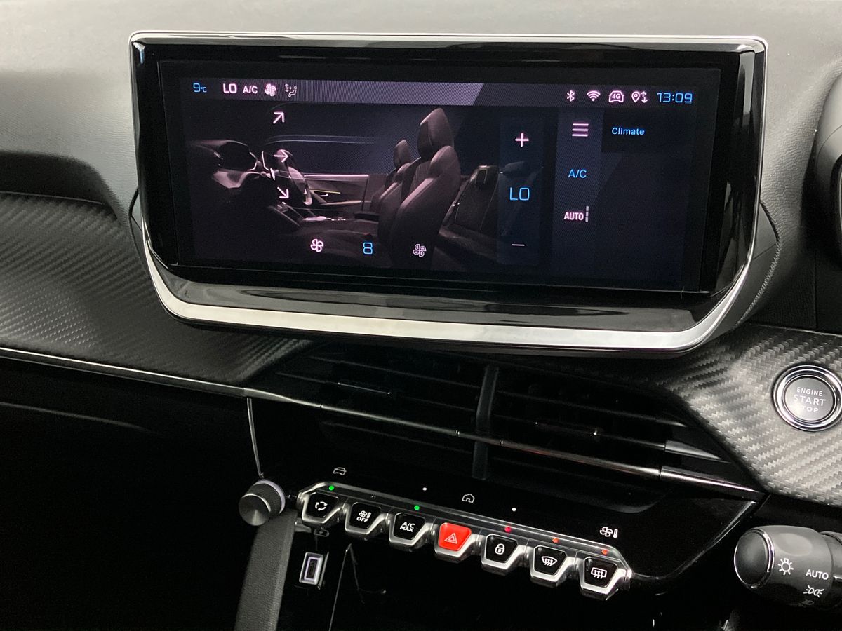 Used Peugeot 2008 2023 for sale - 76878365: Photo 12