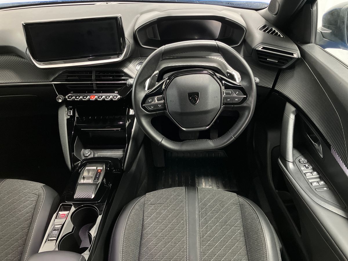 Used Peugeot 2008 2023 for sale - 76878365: Photo 15