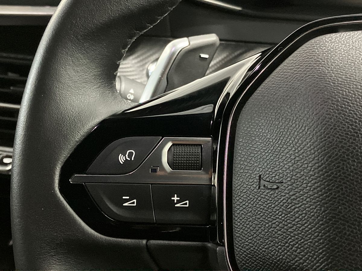 Used Peugeot 2008 2023 for sale - 76878365: Photo 16