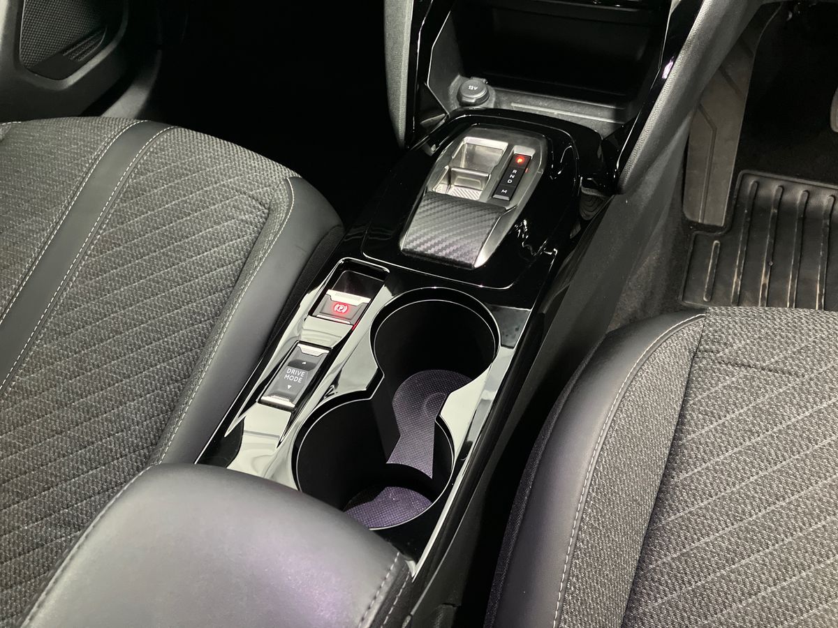 Used Peugeot 2008 2023 for sale - 76878365: Photo 17